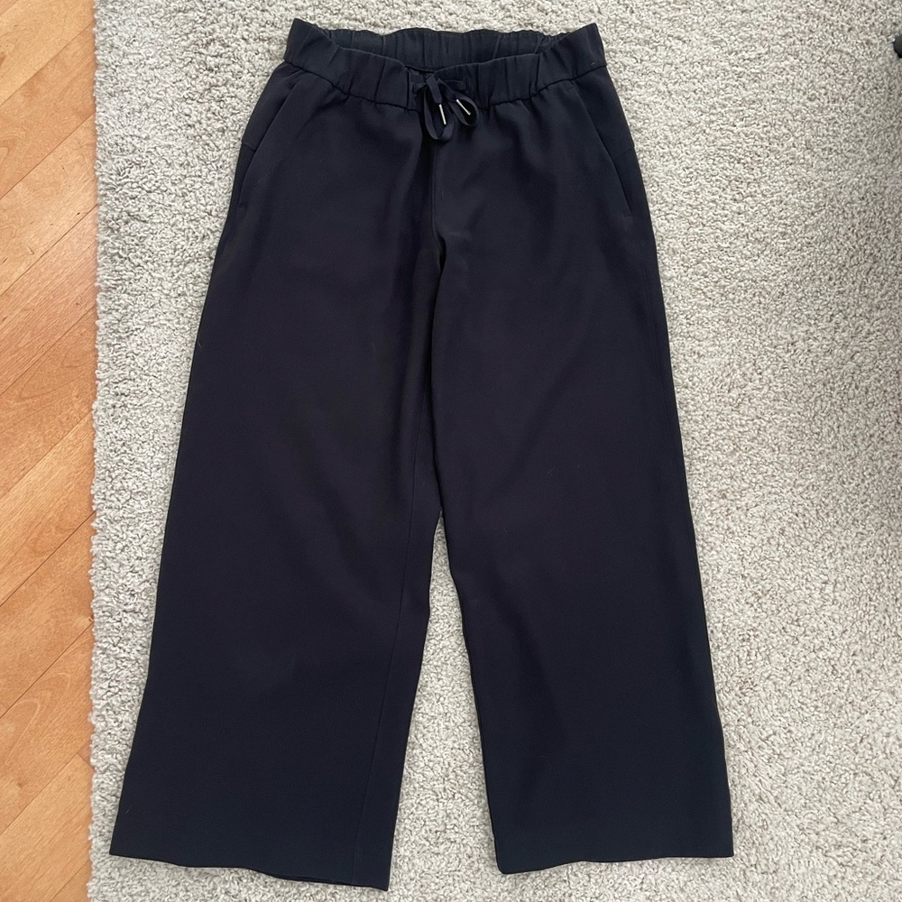 Lululemon wide leg on the fly pant